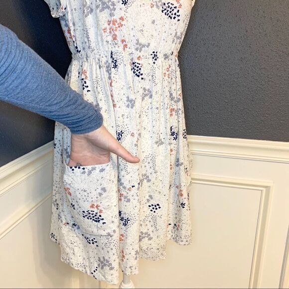 Roxy Scoop Neck Open back floral dress - Picture 6 of 8